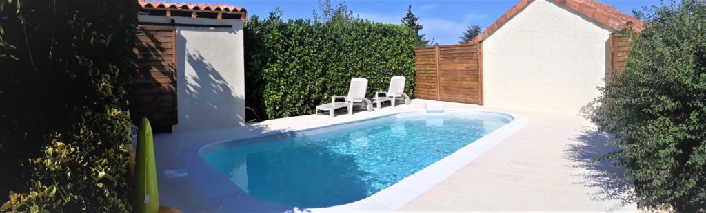 l'univers du jardin-piscine-terrasse-dallage-pierre-chauvigny-cloture-bois-local-technique